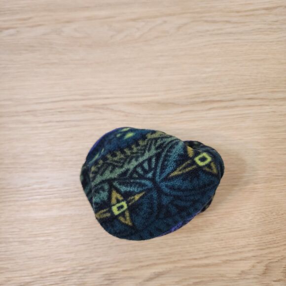 Patagonia Vintage 90’s Kids Size Medium Beanie Hat Fleece Cap Youth Retro Aztec - Picture 7 of 8